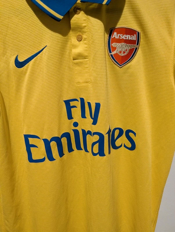 arsenal 2013/2014 away shirt arsenal 2013/2014 away shirt