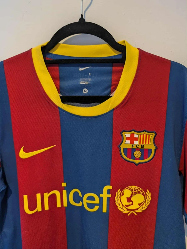 fc barcelona 2010/11 home jersey fc barcelona 2010/11 home jersey