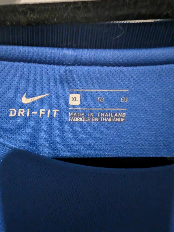 chelsea 2017/18 home jersey hazard #10 chelsea 2017/18 home jersey hazard #10