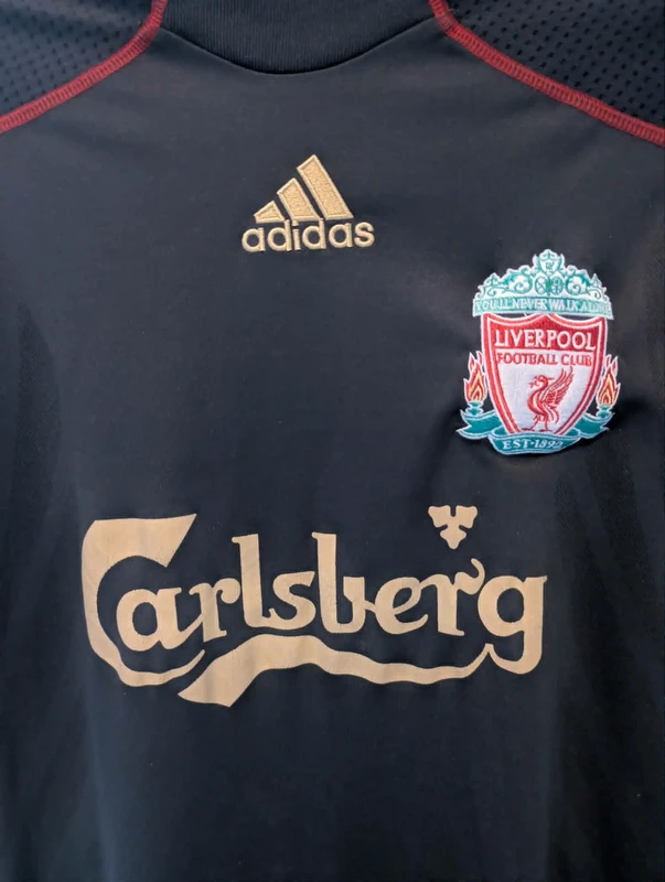 2009/2010 Liverpool FC Away Football Shirt - #8 GERRARD (Medium) - Image 4