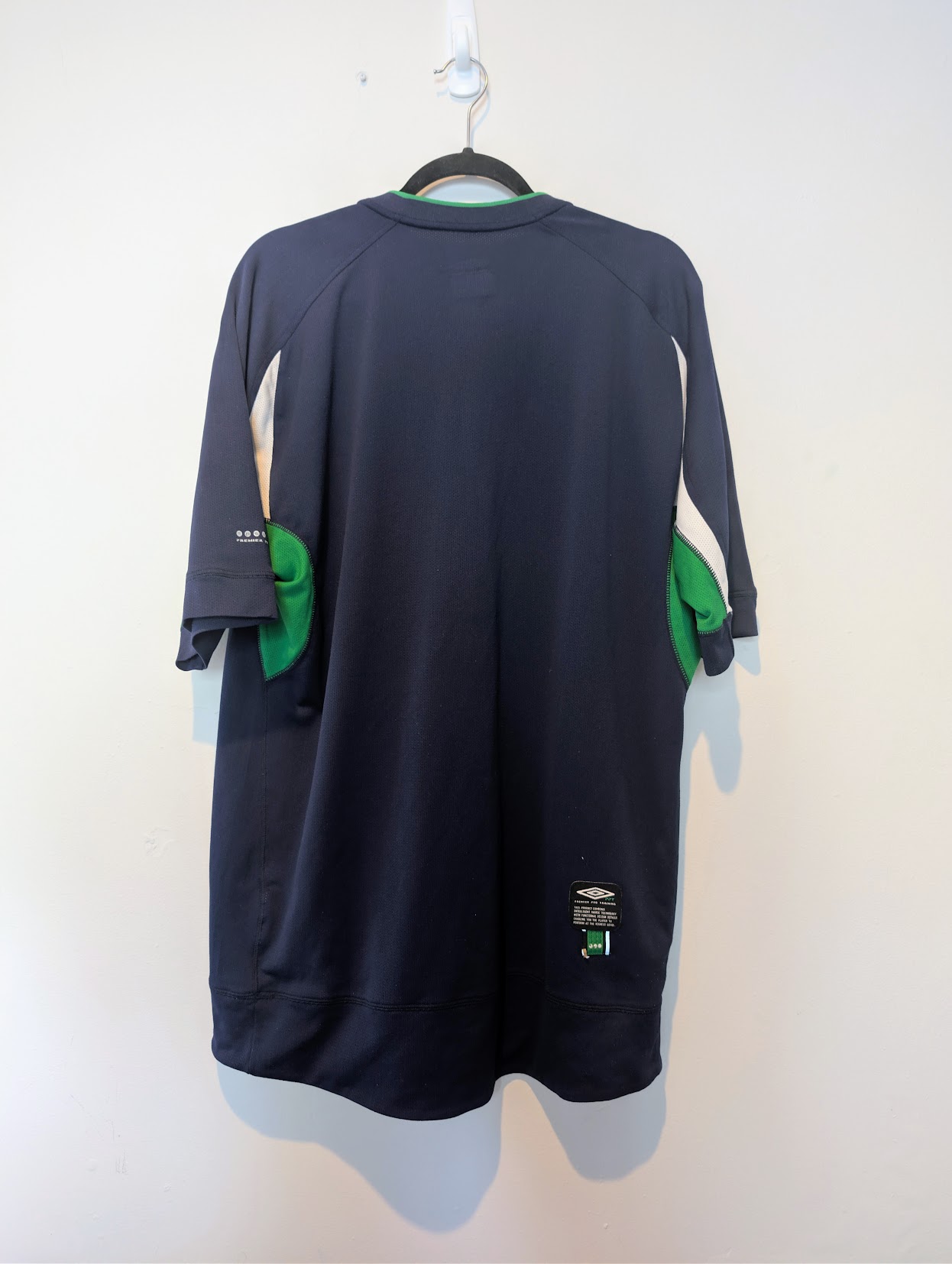 2002 Ireland Training Shirt (XL) - Image 5