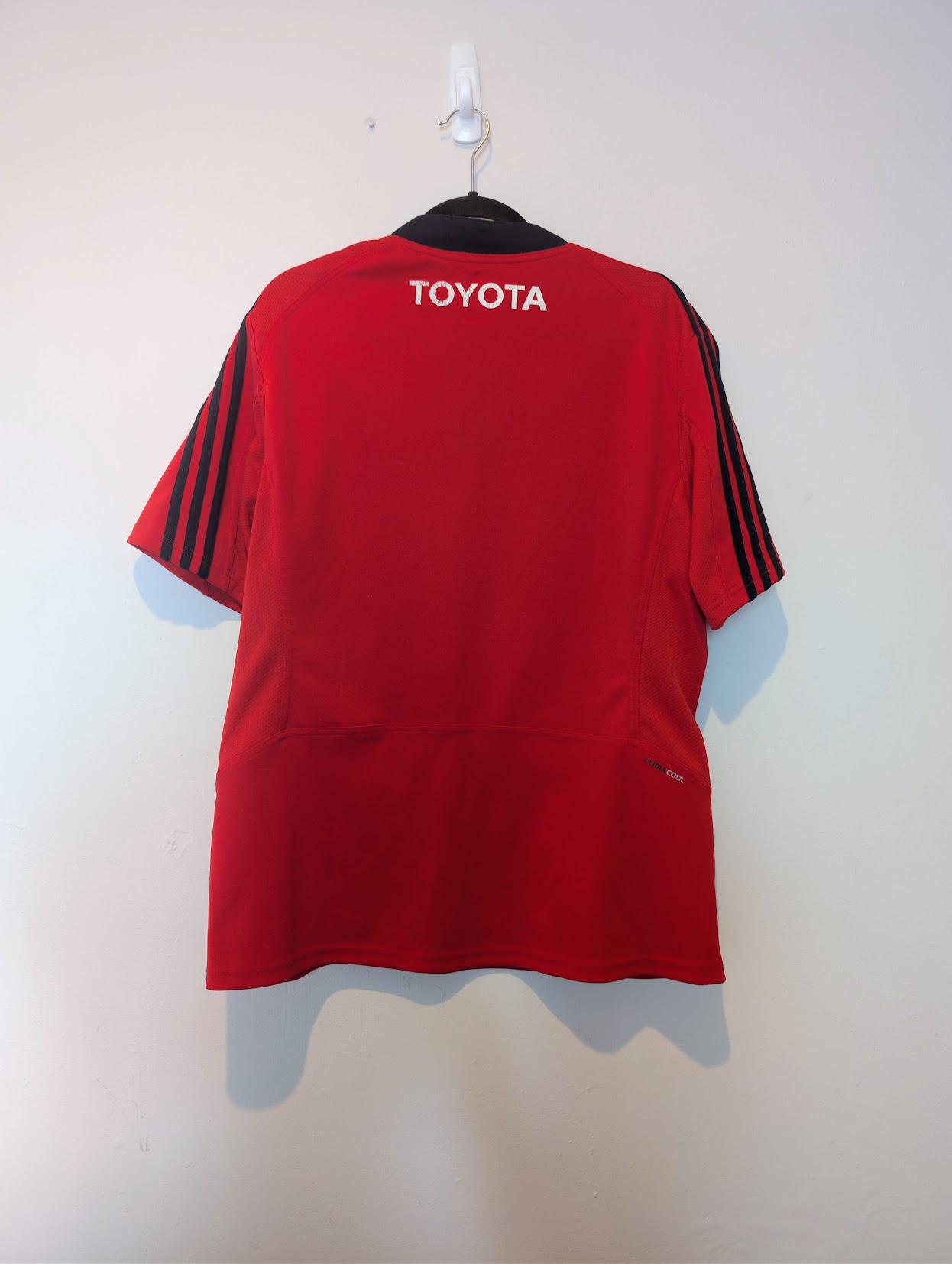 2011/12 Munster Rugby Home Jersey (L) - Image 4