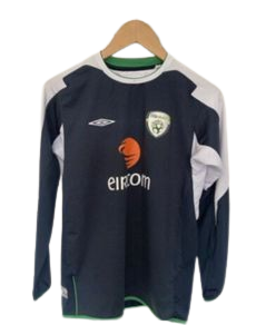 Authentic 2004 Republic of Ireland goalkeeper shirt Umbro size Small Eircom sponsor