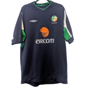 Authentic 2002 Republic of Ireland training shirt Umbro size Medium Eircom sponsor