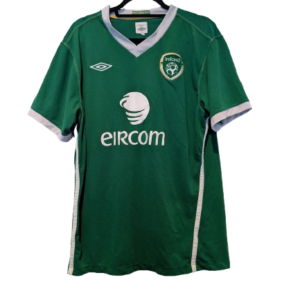 Authentic 2010 Republic of Ireland home jersey Umbro green size 44 3 sponsor
